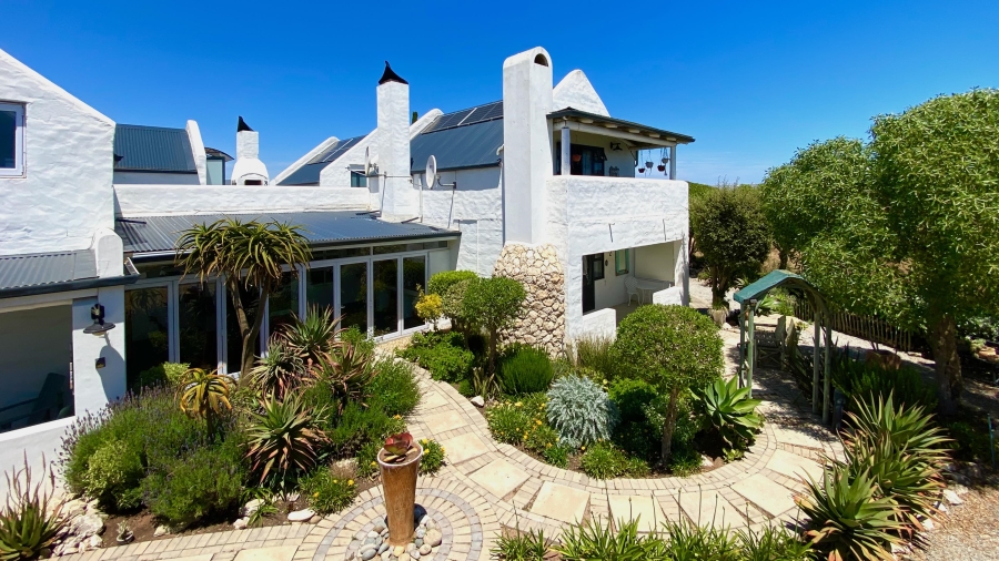 6 Bedroom Property for Sale in Jacobsbaai Western Cape